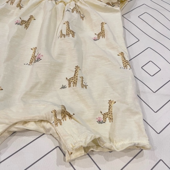 Name It Giraffe Onesie - Picture 4 of 9